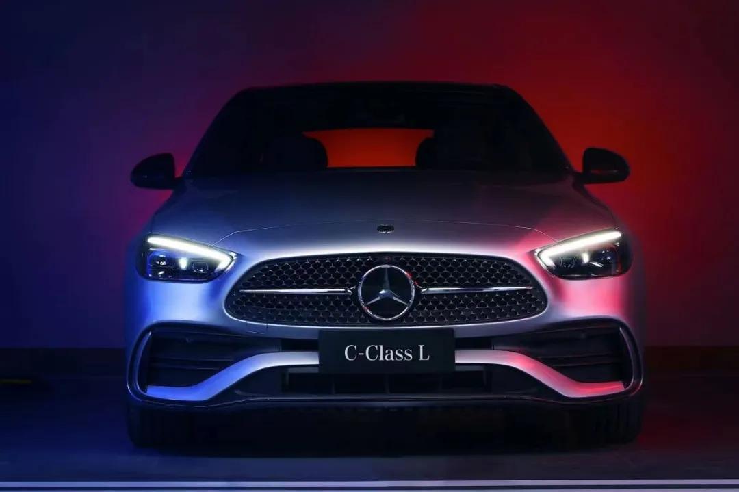 你最羡慕的舒适是？在成都的大熊猫和全新奔驰C级