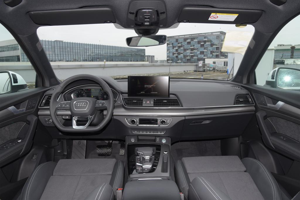奥迪Q5L Sportback限时优惠10.00万 欢迎试乘试驾