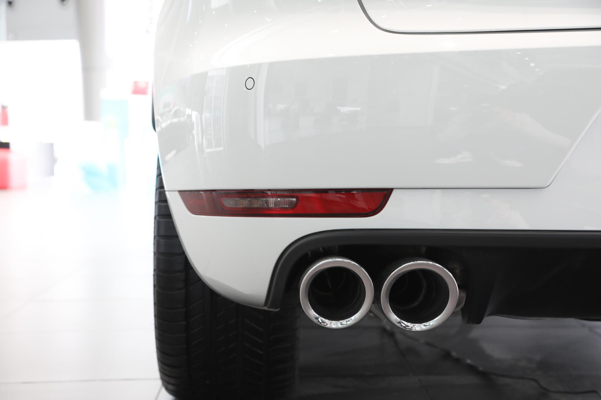 售价92.5万，2.9T+7DCT，有颜值有操控，实拍保时捷Macan Turbo