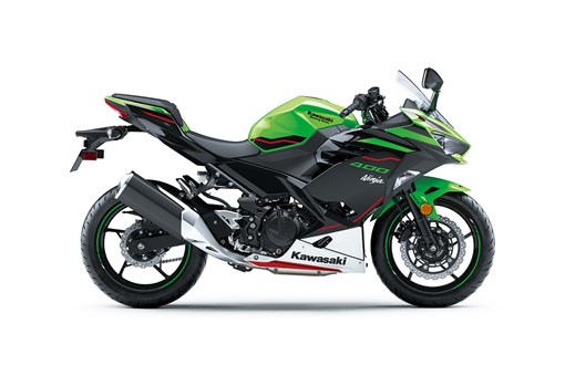 名車介紹:中排量仿賽的天花板——川崎ninja400