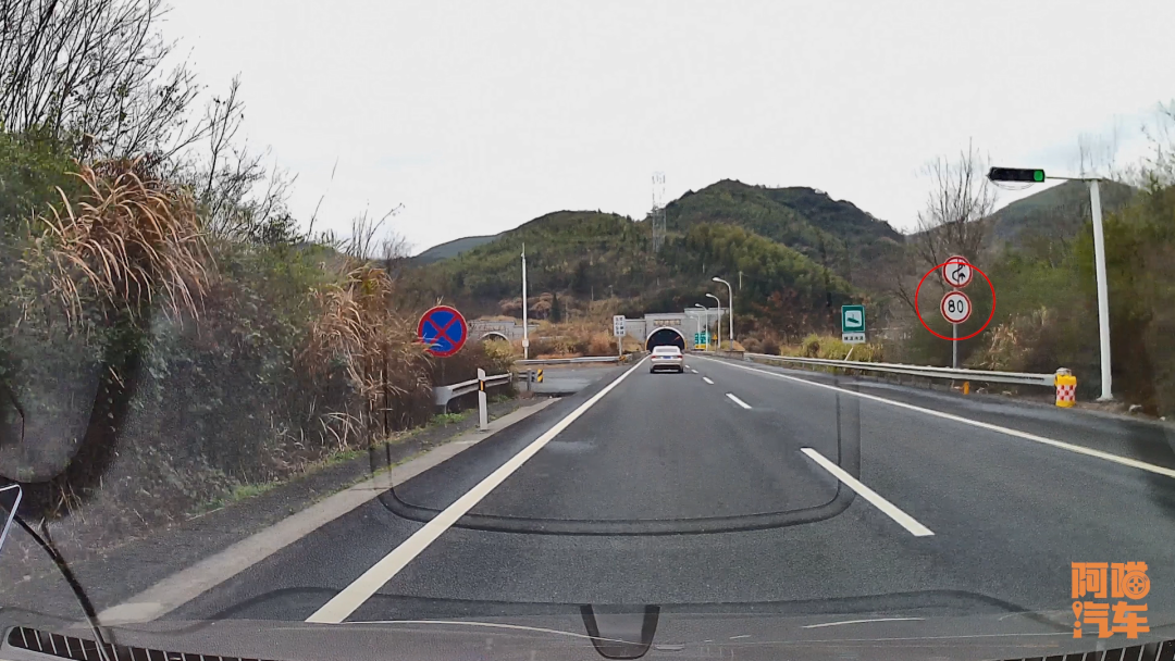 开车十年无扣分罚款，看喵哥是如何做到的，全都告诉你