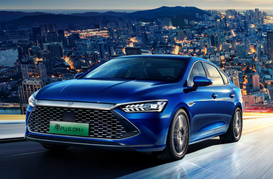 11月轿车销量丨比亚迪秦同比暴涨近5倍，帕萨特等中型车逆市增长