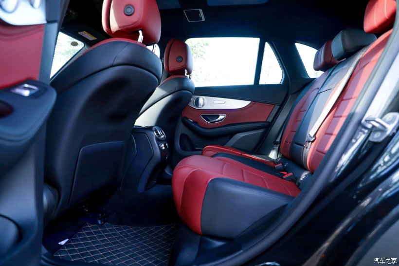 人类高质量男性的座驾—奔驰glc300l