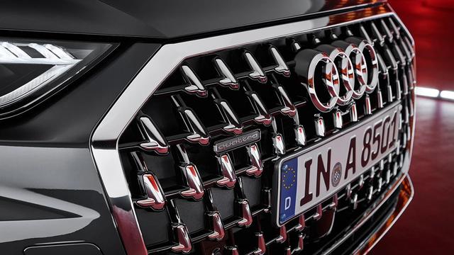 全新中期改款奥迪A8正式发布，换装全新外观设计，配备数字大灯