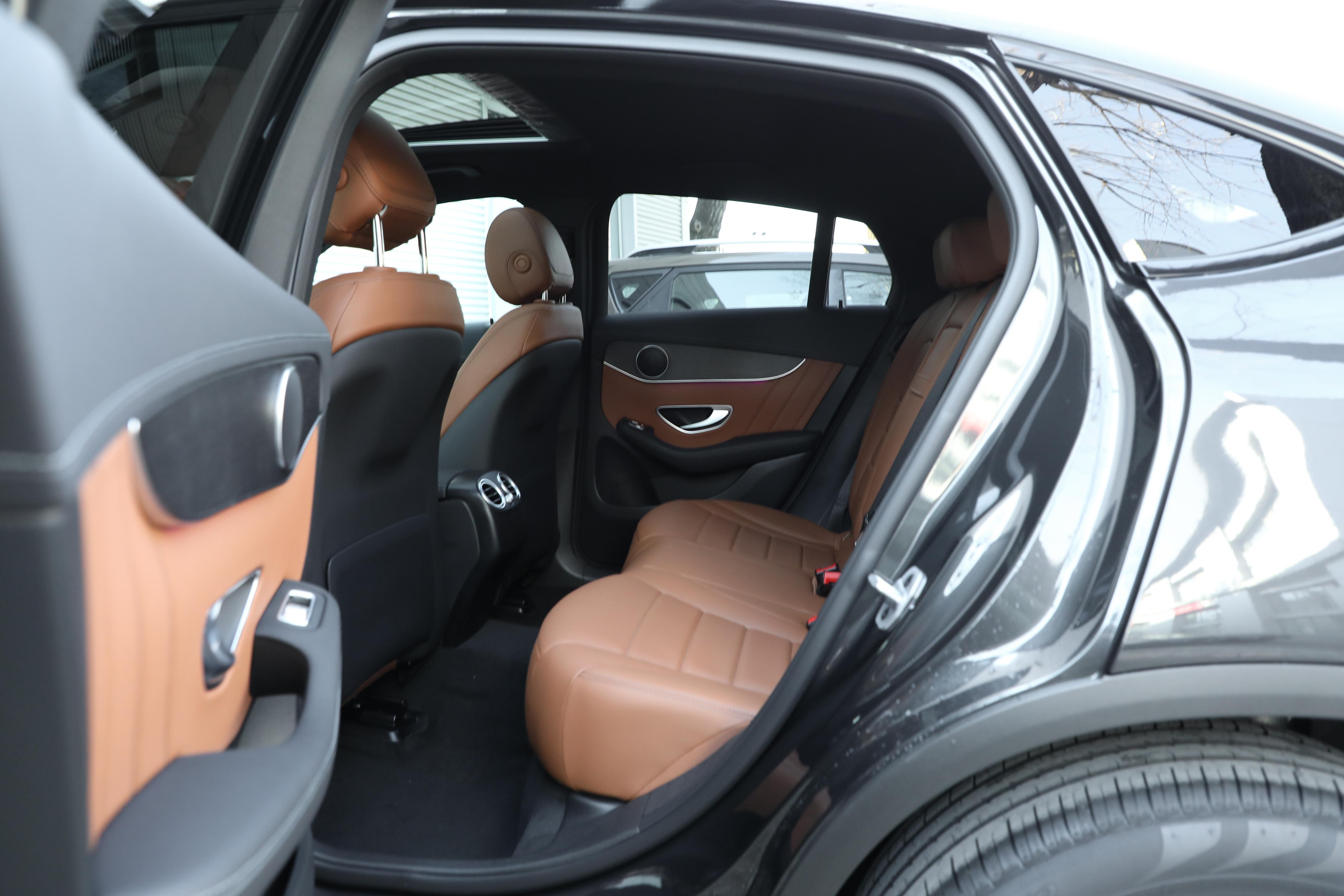 运动时尚的化身，解析奔驰GLC轿跑