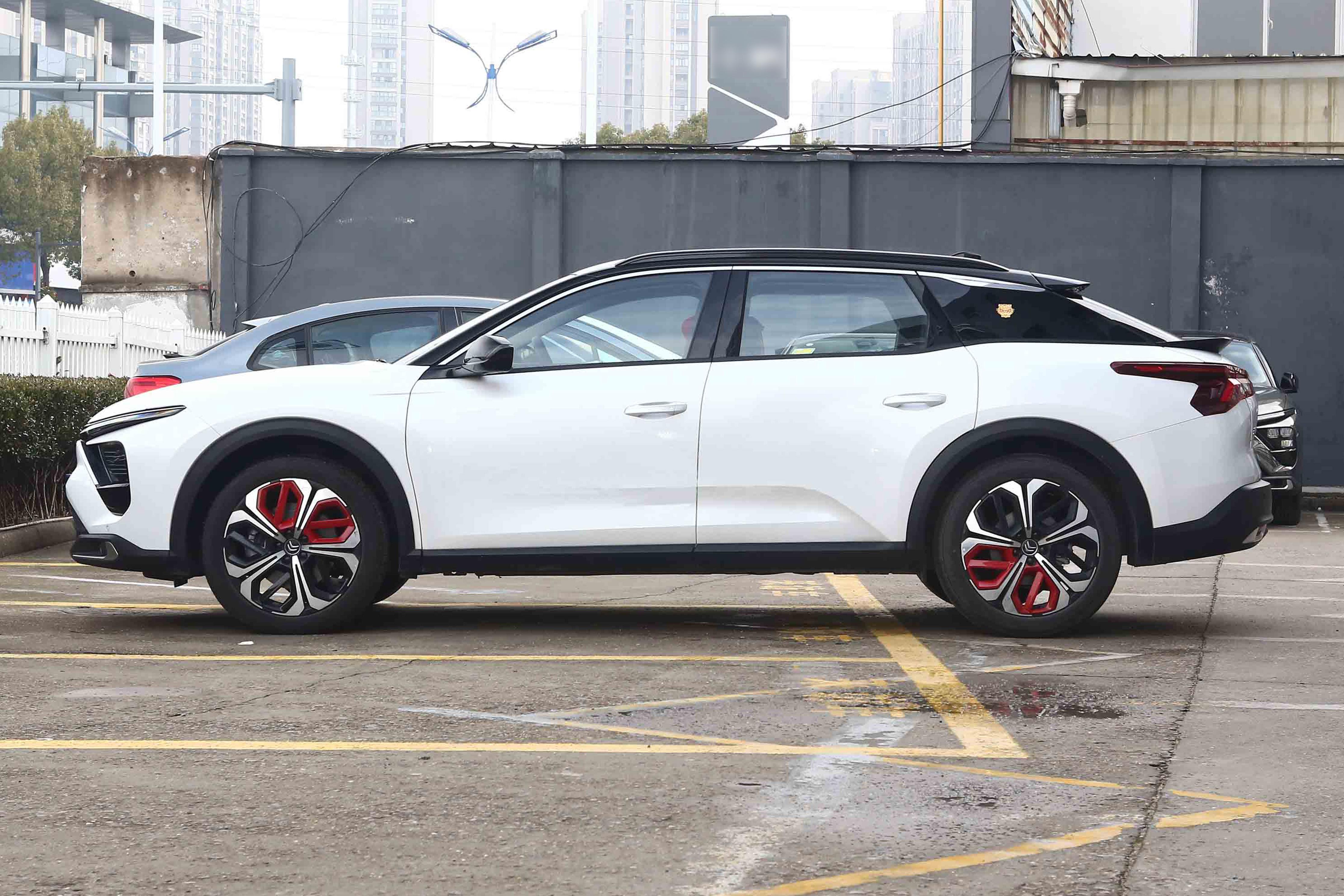 新车保养一次多少钱(凡尔赛c5) - 价格百科