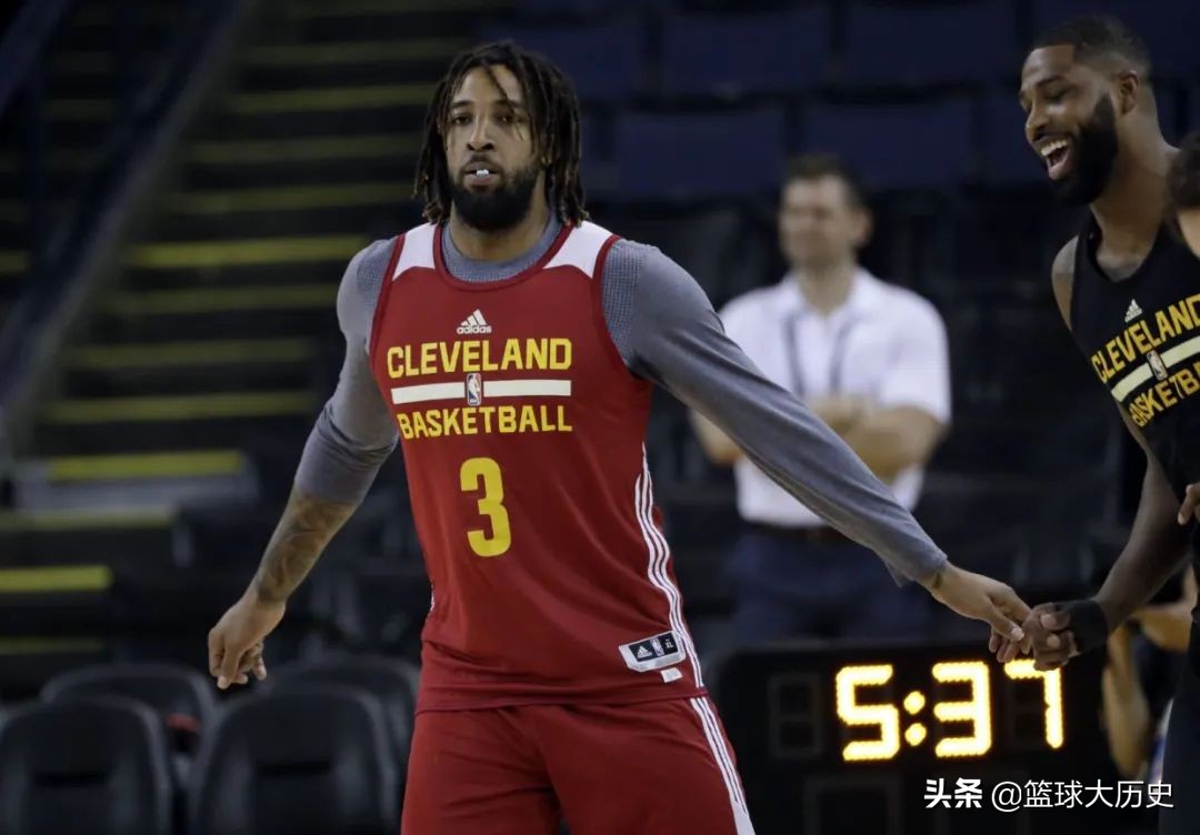nba2011年選秀順位名單（還記得他嗎？2011屆榜眼，順位僅次歐文，卻沒有半點存在感！）