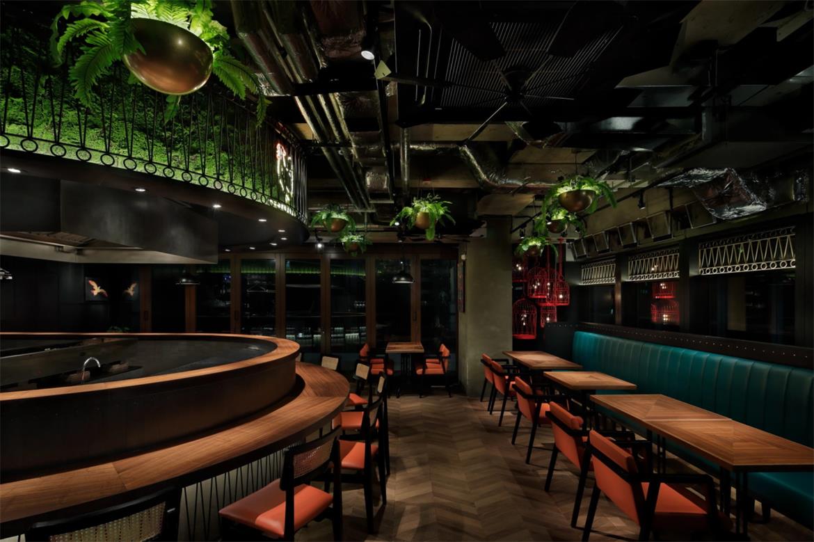 鸟笼包裹的日式烤肉店 | 顶级颜值Loft餐厅来了