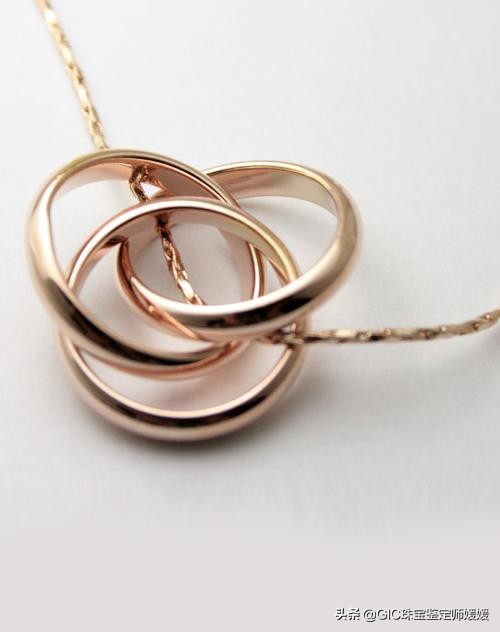 18K金首饰的印记你要明白，多两个字母性质不一样，价格天差地别