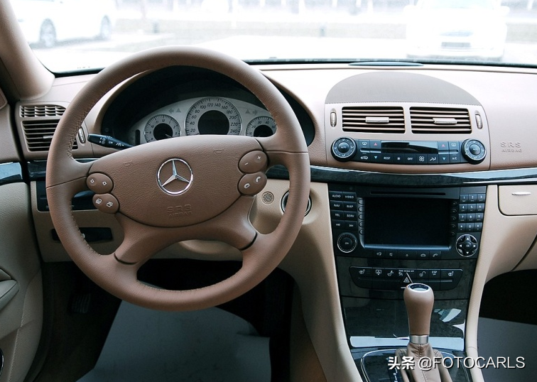 奔驰e280老款(06款奔驰e级e280实拍) - 四帝国车市