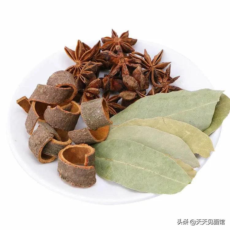 啤酒鸭那么好吃，你知道怎么做吗？厨师长教你做法和过程。