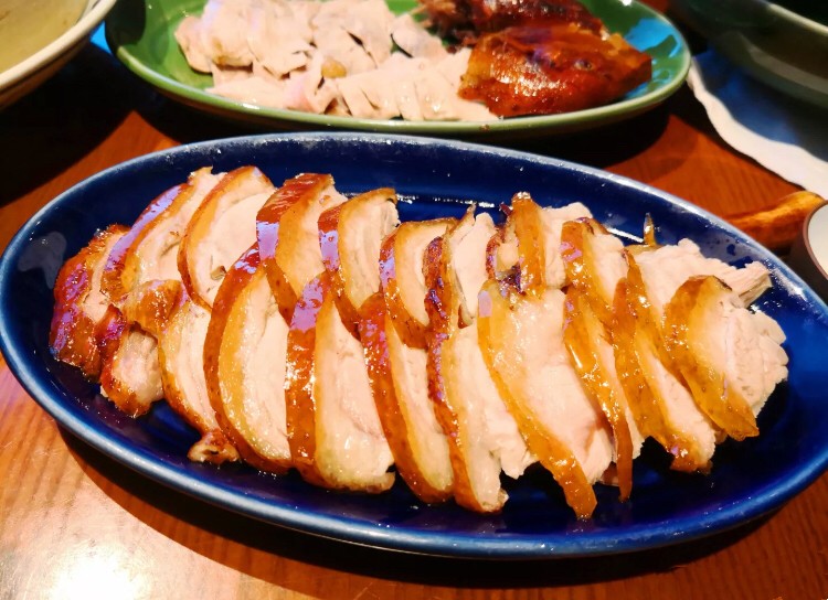 北京土著：吃烤鸭千万别去全聚德！这10家烤鸭才正宗！你吃过几家