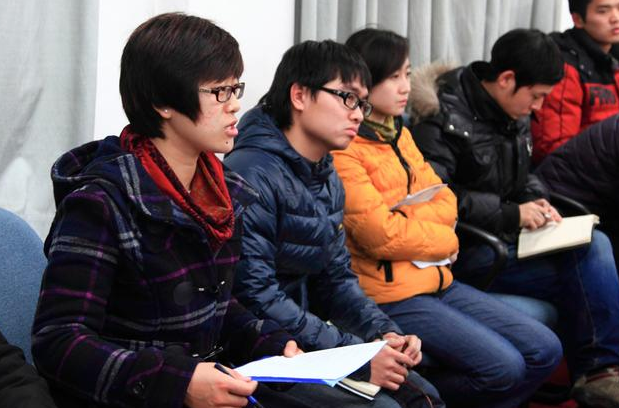 大学生毕业后“档案”放在哪？别不当回事，变“黑户”就麻烦了