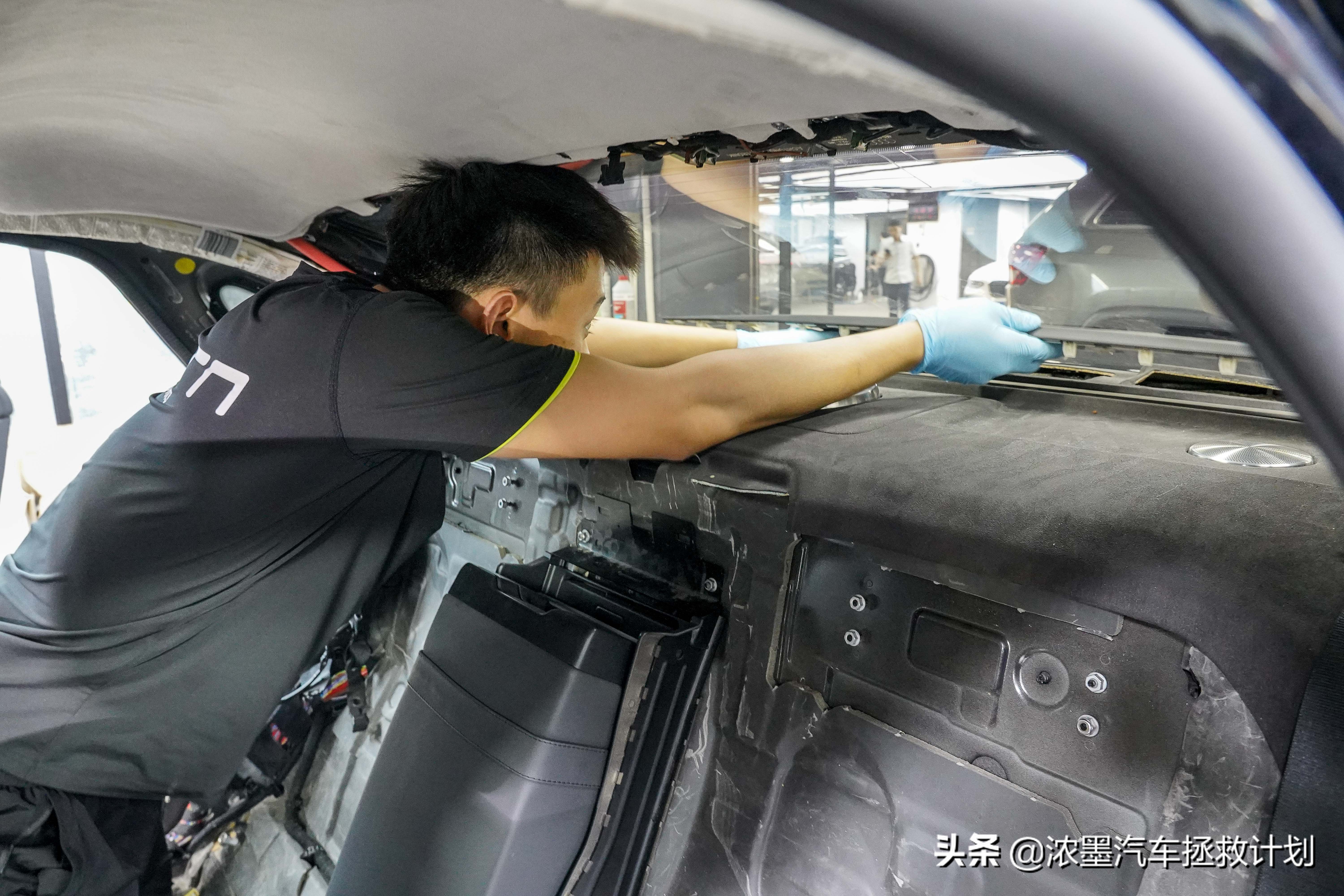 「驾驭科技」整备一台奥迪顶级的豪华旗舰A8，气韵天成的大家风范