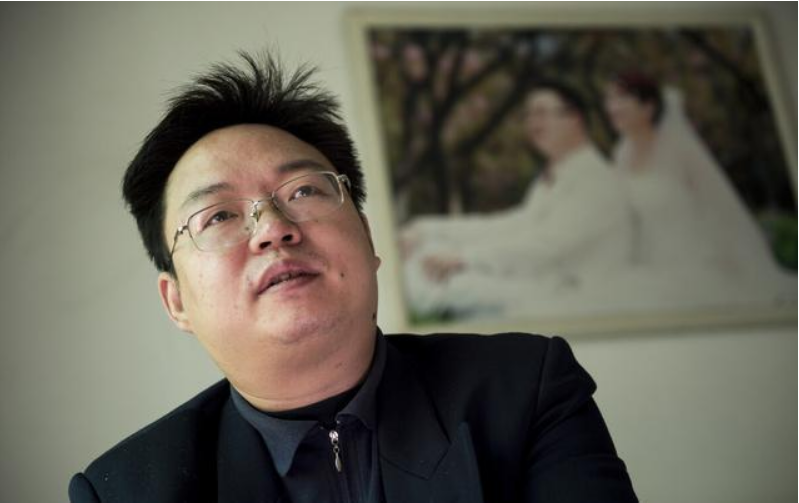 91年长沙高考状元张晓勇，清华毕业选择当保安，是无能还是无奈？