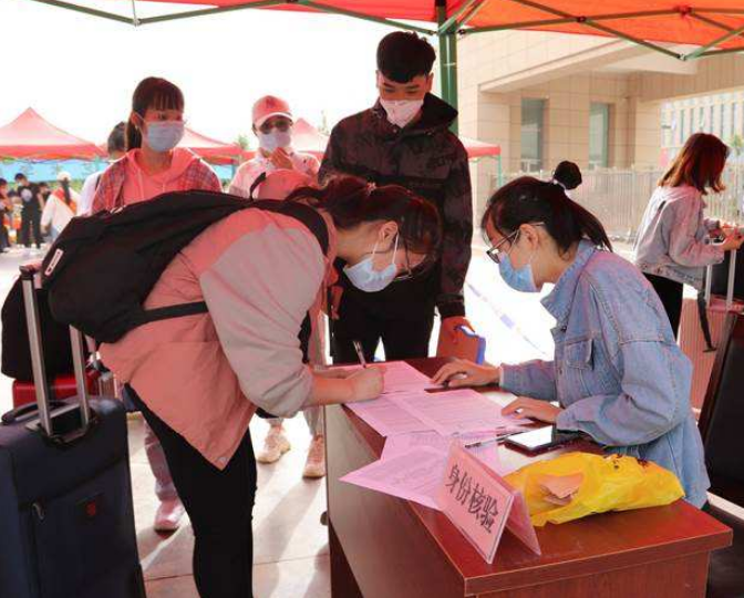 专科为啥要叫“职业技术学院”？专科“优势”要了解，不比本科差