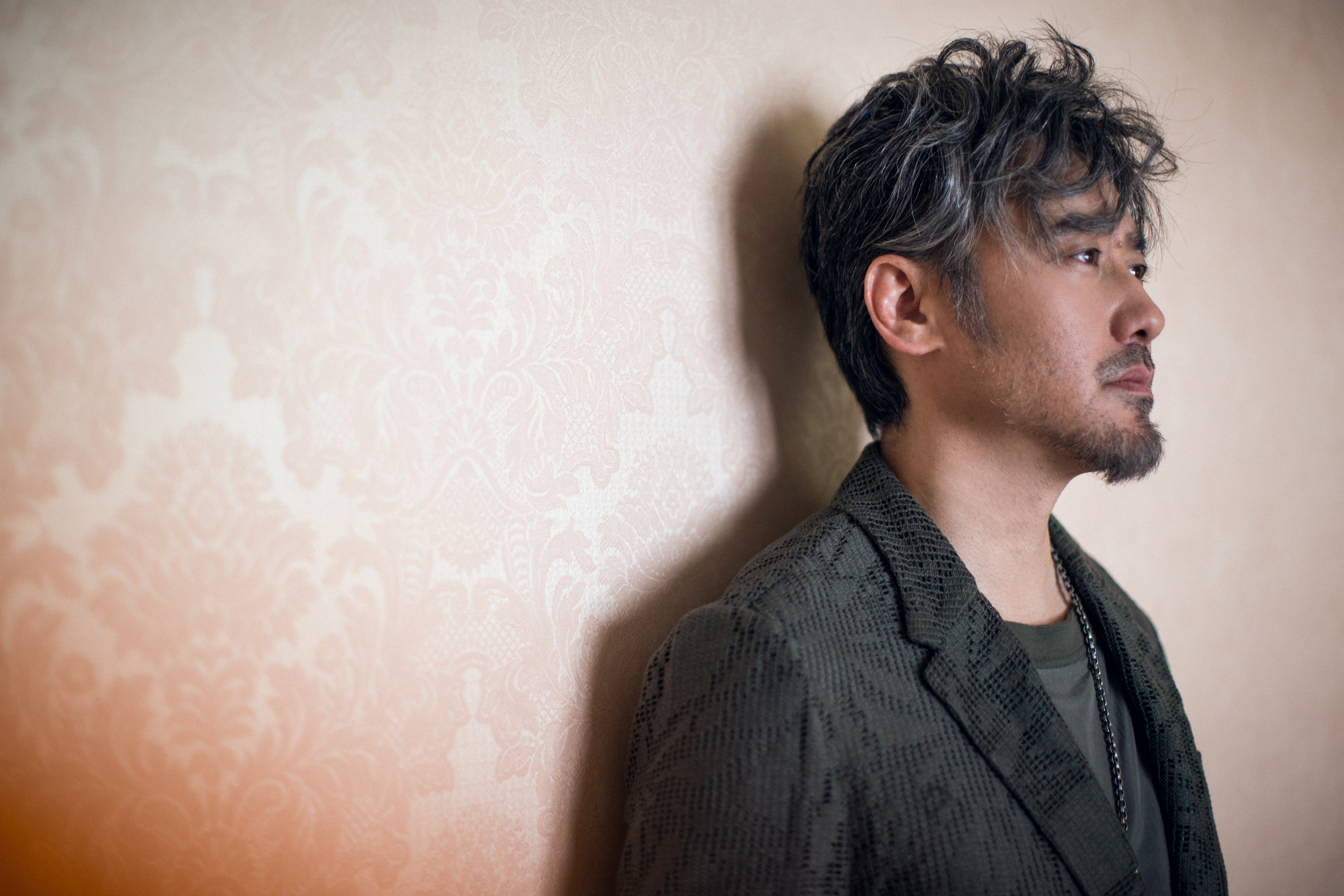 吴秀波被称为"帅大叔"可能你知道,但他被王思聪称为"渣男",你可能就会