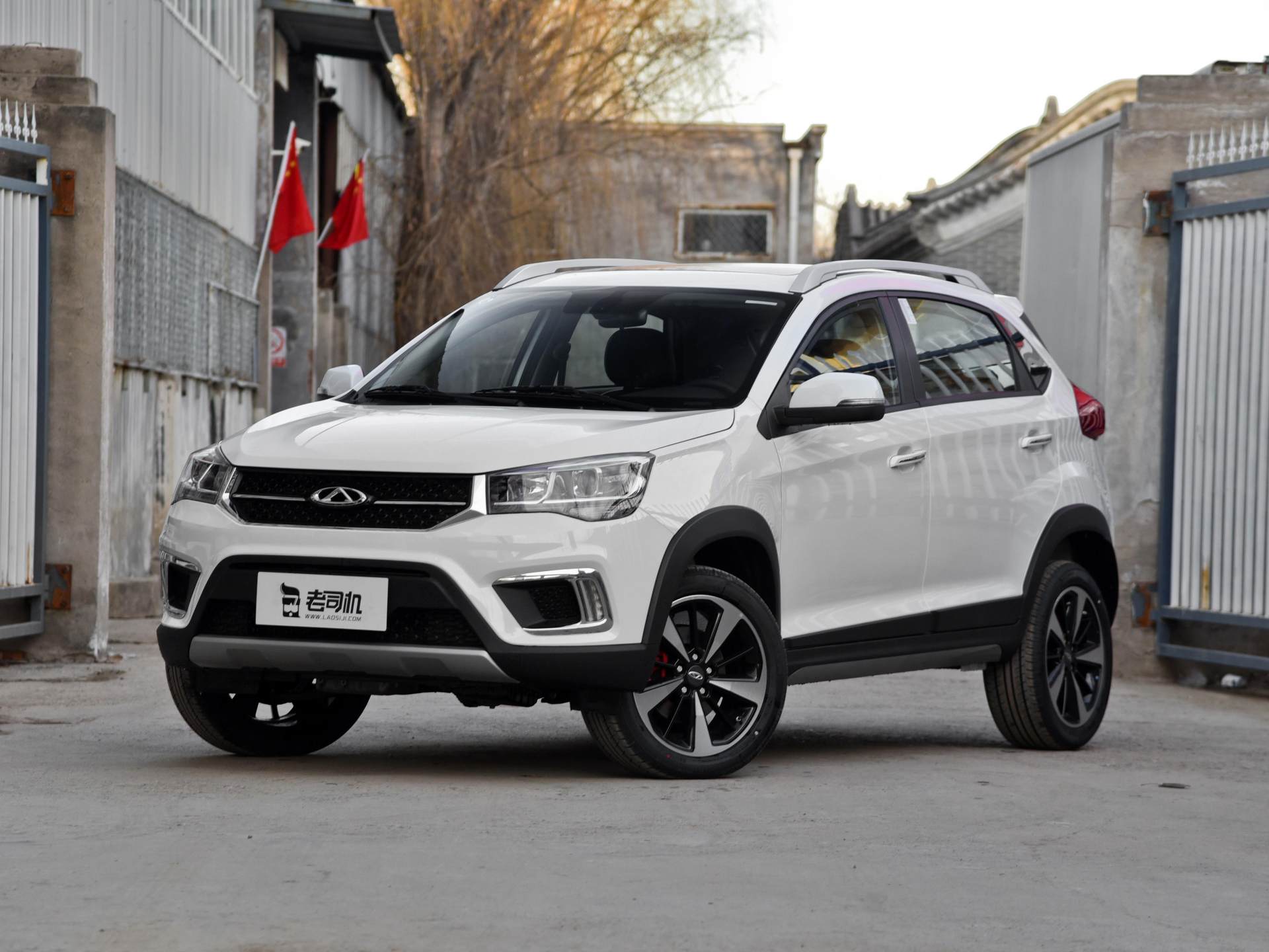 瑞虎3x百公里油耗仅6升，经济实用型小型SUV