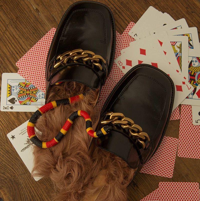 超级土！别再买烂大街的款式了！这3家鞋店时髦、耐穿、品质好