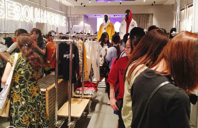 广州美女开服装店，想着法扣顾客钱，反倒年赚132万，策略可借鉴