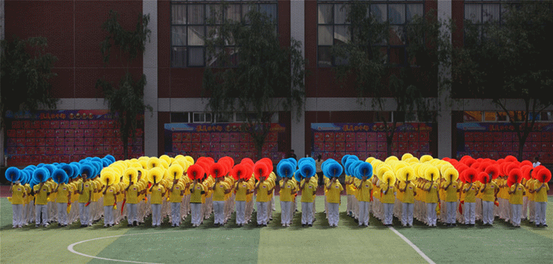 超燃运动盛会·震撼灞柳河畔！西安铁一中滨河第八届体育节暨田径运动会火热进行中……