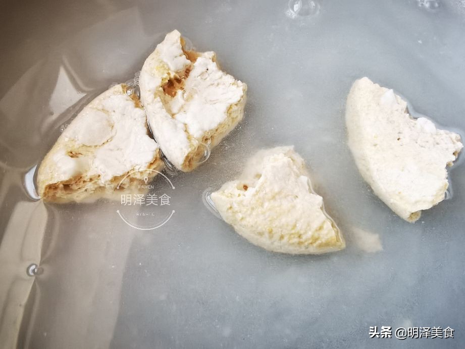 详解“老面”的制作方法，以及用老面蒸馒头的兑碱比例与具体做法