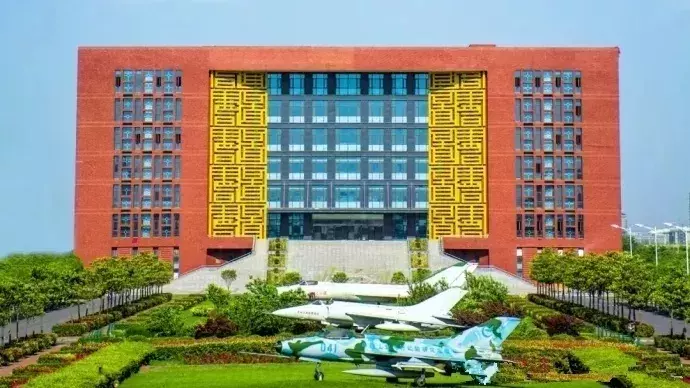 @准大学生：河南高校图书馆颜值大比拼，你家学校上榜了吗？