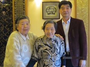 94岁仍健在的元帅夫人，哥哥曾任新华社副社长，孙女是知名歌星