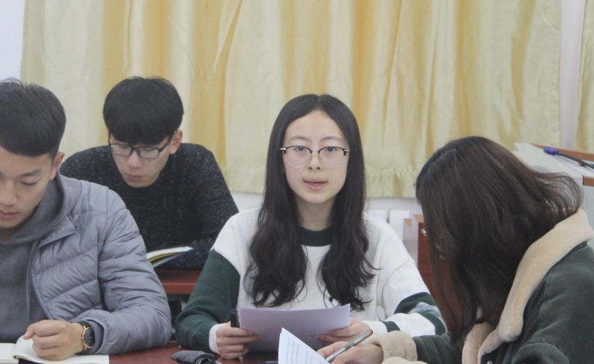 大学生毕业后，学生档案转到哪里更可靠，学生要提前了解