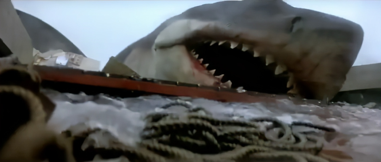 影史10大怪兽，各个有经典“撑腰”：大白鲨第9，金刚仅排第3
