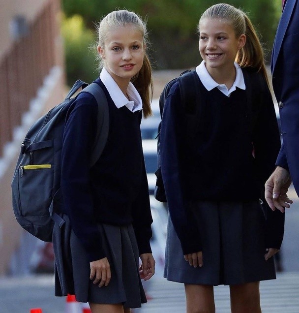 莱昂诺尔公主：13岁被印上硬币的未来女王，靠颜值拯救西班牙王室