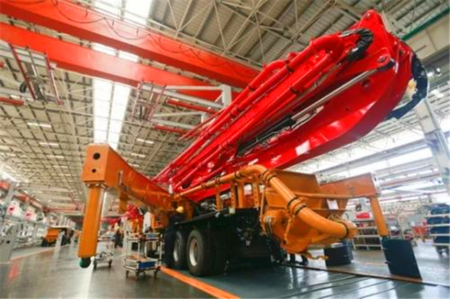 三一重工：从单一到多品种、从机械到液压，国产挖掘机逆袭日产