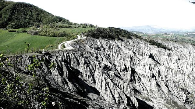 2019年摩拜单车陆续裁掉国外运营团队，真的要放弃国际业务？