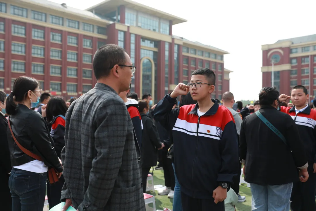 邯郸市开阳中学举办校园开放日，家校共育，感受成长，收获感动