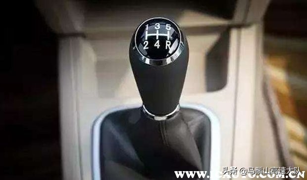 一档起步为什么老熄火，起步绝不会熄火的诀窍