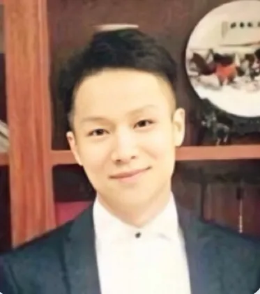 访谈|亨利音乐馆CEO张哲轩: 从奢侈品钢琴跨界第一产业制造