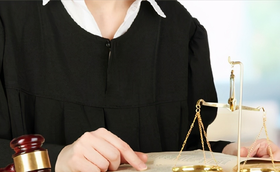 律师职业是高薪还是高辛