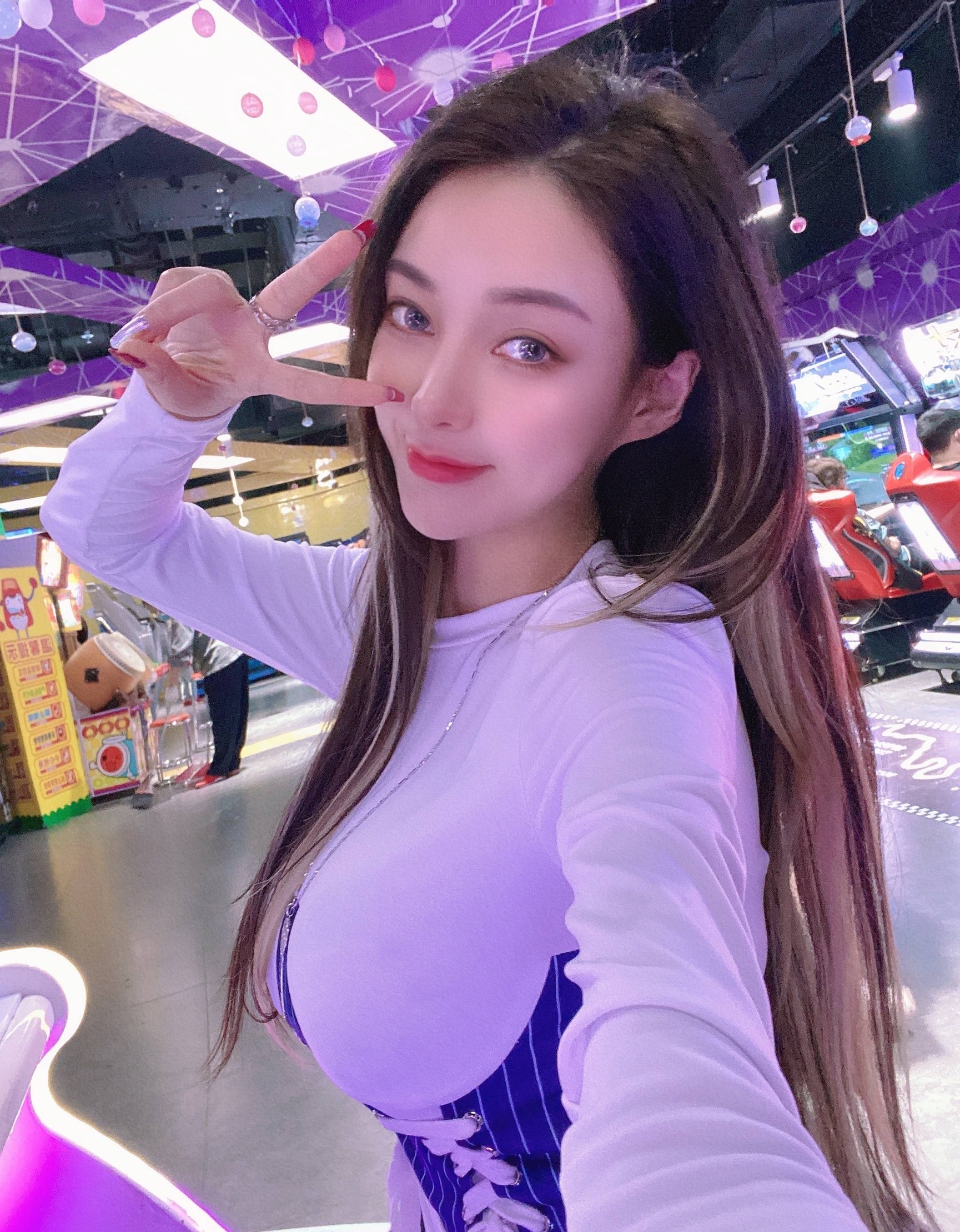 郭美美的钱哪里来的(郭美美是益阳哪里的?)-我的快乐小窝