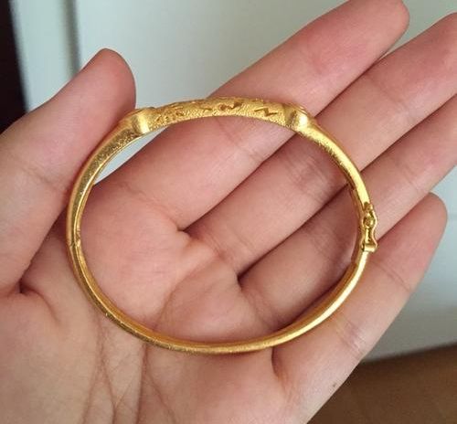 周大福，周生生，六福，三家的铂金贵妃镯，谁的质量更好