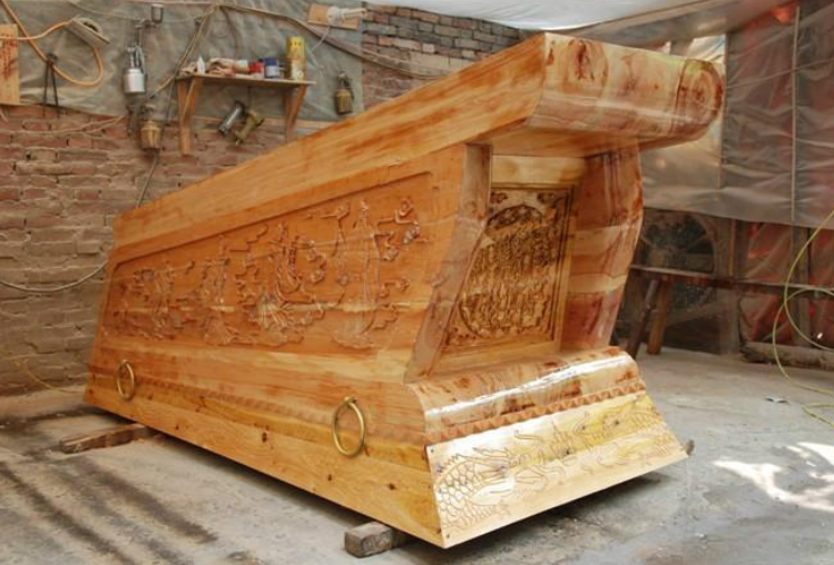 可见如果"三长两短"和棺材扯上了关系,就和死亡息息相关了.