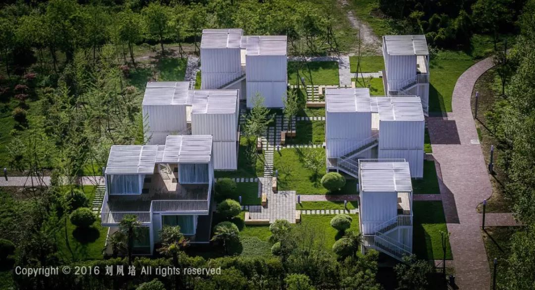 西安这座学费高达3万的大学，凭什么比985、211还受人欢迎？