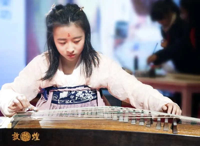 南京这所九年制新民办校定制教育服务