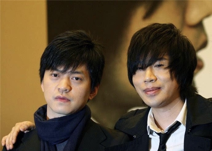 “音乐诗人”李健：10岁恋上小5岁女孩，清华毕业却偏做戏子