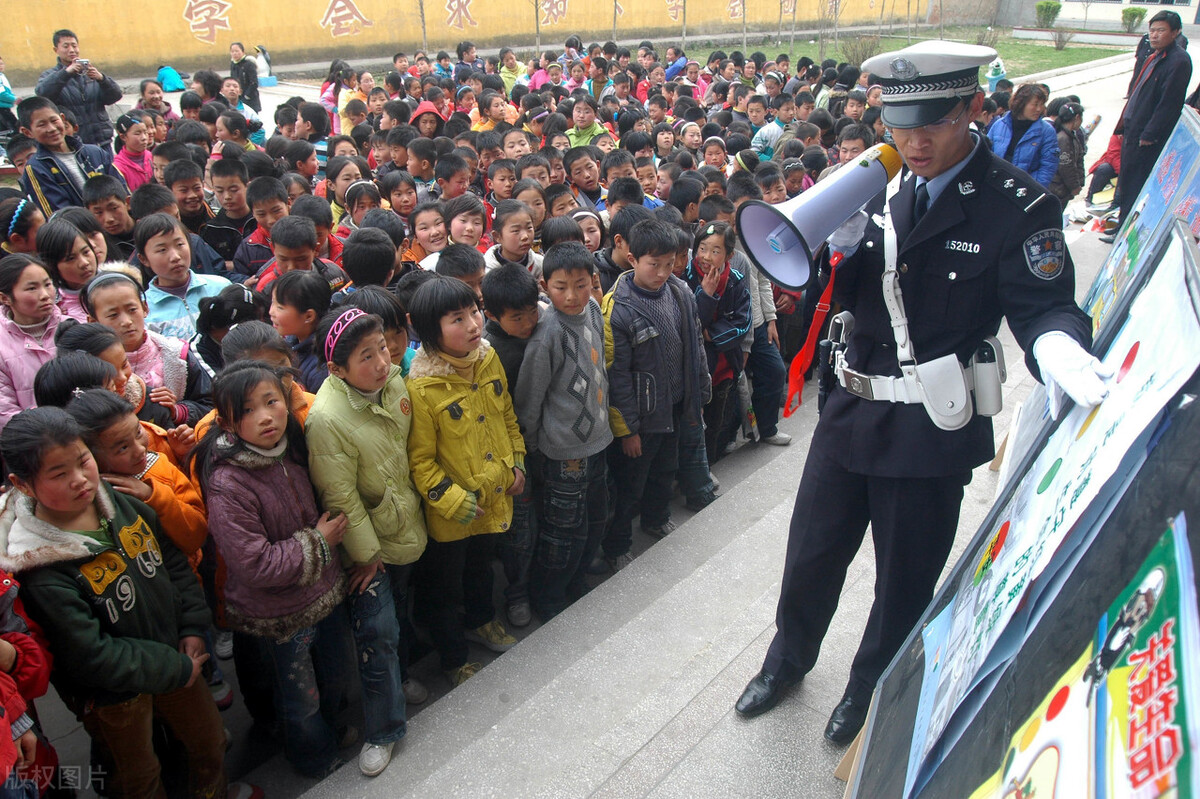 2022年高考考生注意，想考警校可以着重了解这四所，入警率超高