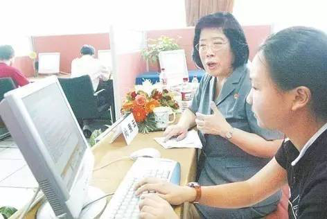 高考状元因抢银行获刑10年，出狱考入重点大学，背后有什么故事？