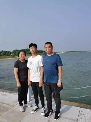 内蒙古公路交通投资发展有限公司职工子女2019年普通高校招生考试喜报