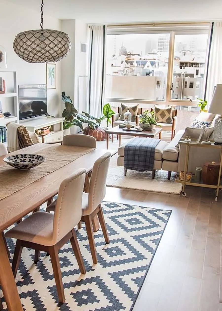 他家10㎡客厅好大！全靠布局技巧，大沙发放上还是宽敞