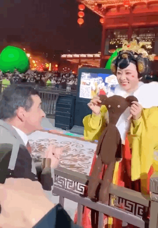 名场面！不夜城超NICE演出，让你久等了