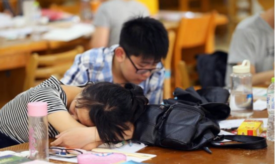 考上二本还有希望吗？这三个专业堪称“香饽饽”，未来不可限量