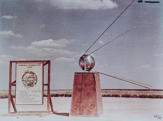 世界上第一颗人造卫星(长这样！世界各国第一颗人造卫星)